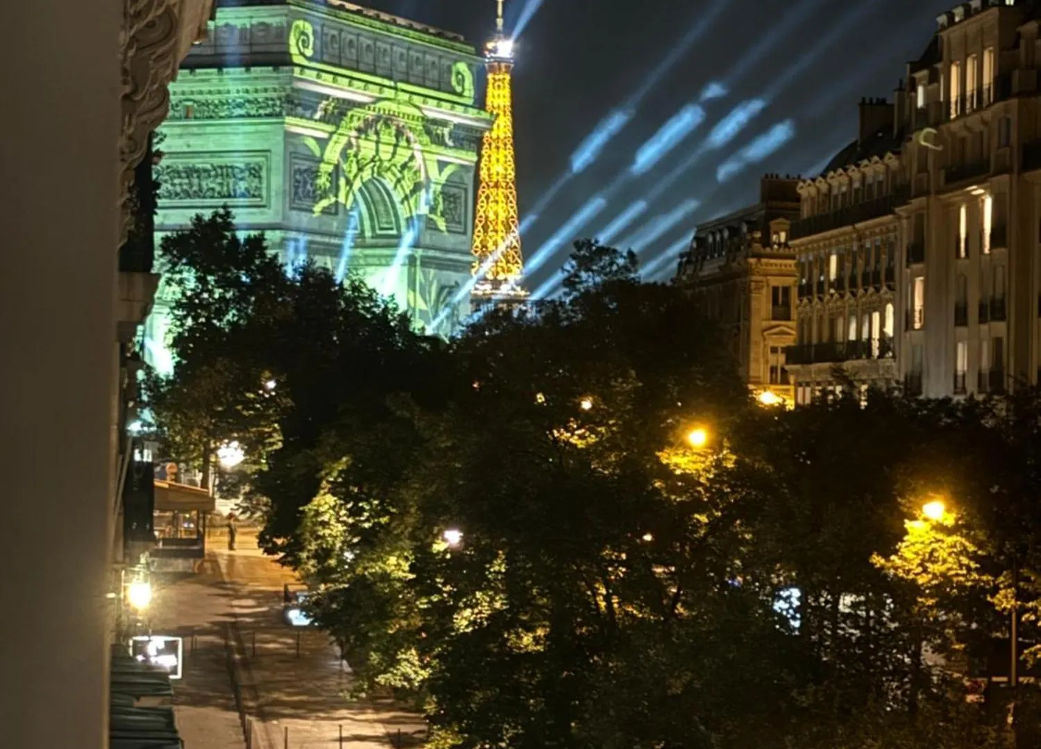 Beautiful Nearby Champs Elysees Apartman *